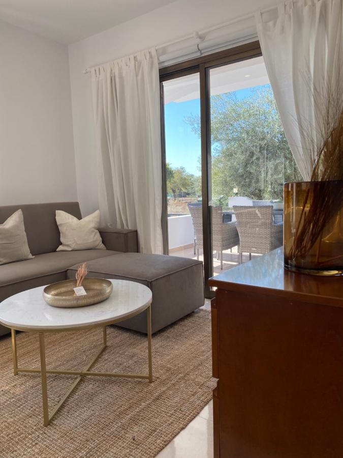 Phaedrus Living: City View Luxury Flat Androcleous Paphos Exterior foto