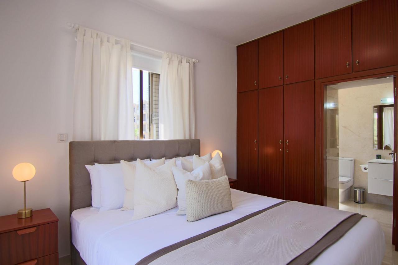 Phaedrus Living: City View Luxury Flat Androcleous Paphos Exterior foto